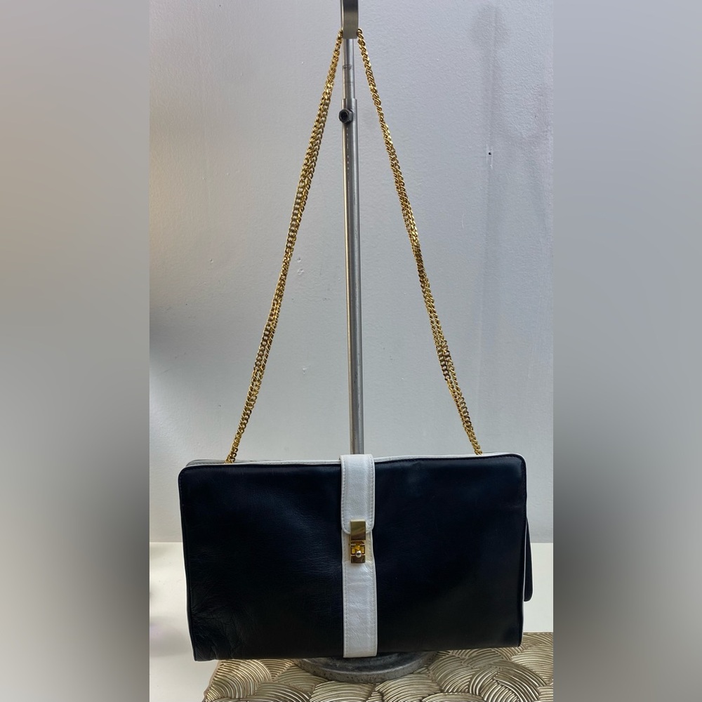 Bottega Veneta Shoulder Crossbody Elegant Black and White Lambskin Bag